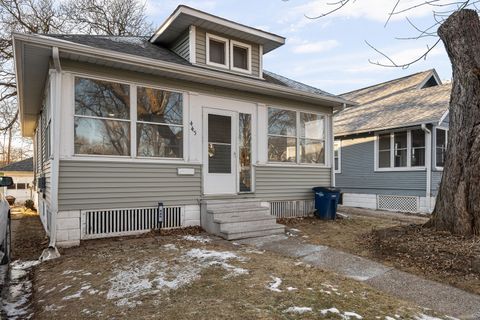 Tiny photo for 445 48TH Street, Moline, IL 61265 (MLS # 12558075)