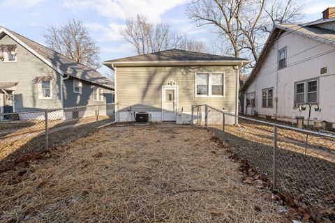 Tiny photo for 445 48TH Street, Moline, IL 61265 (MLS # 12558075)