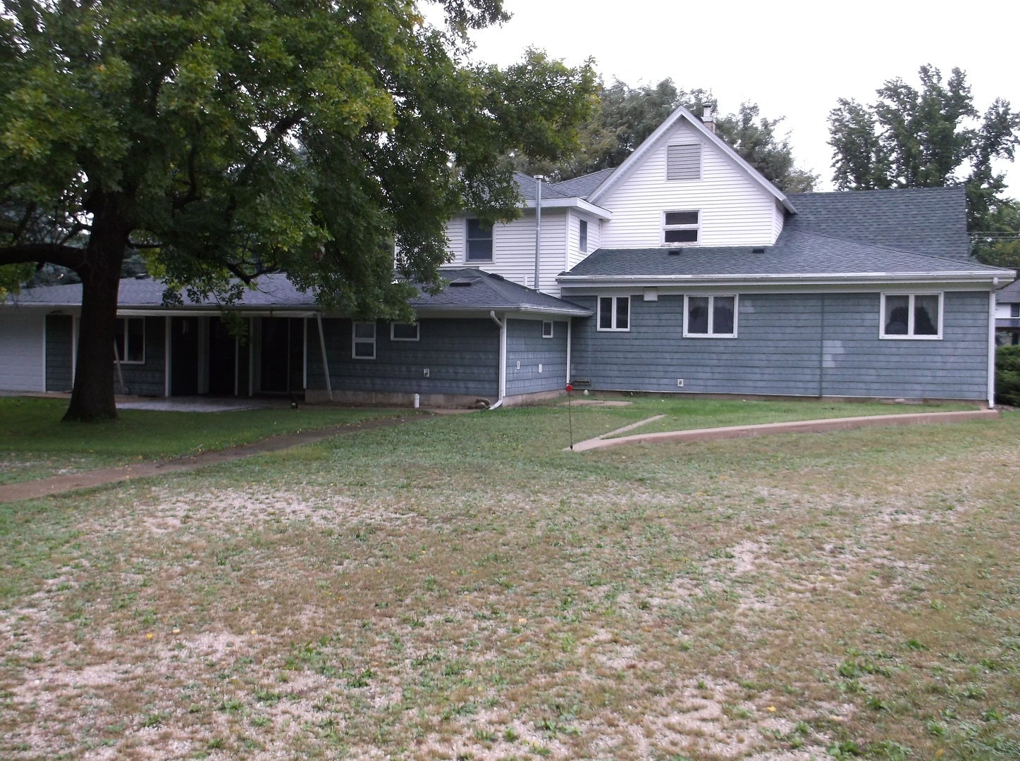 1920 W Park Avenue