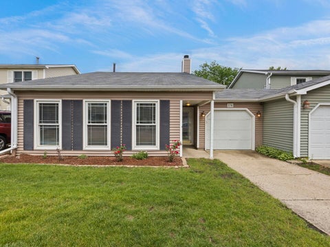 Photo of 376 Thorncliff Drive, Glendale Heights, IL 60139 (MLS # 12774546)