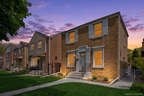 Tiny photo for 4135 N Pontiac Avenue, Chicago, IL 60634 (MLS # 12603423)