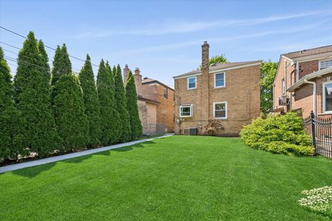 Tiny photo for 4135 N Pontiac Avenue, Chicago, IL 60634 (MLS # 12603423)
