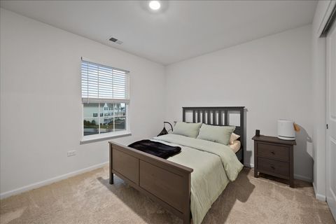 Tiny photo for 706 Springside Court, Oswego, IL 60543 (MLS # 12522356)