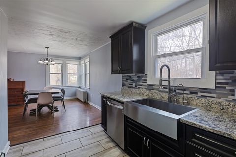 Tiny photo for 1418 Winaki Trail, Algonquin, IL 60102 (MLS # 12600407)