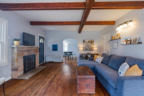 Tiny photo for 1418 Winaki Trail, Algonquin, IL 60102 (MLS # 12600407)