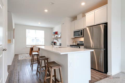 Tiny photo for 605 Acadia Avenue, Mundelein, IL 60060 (MLS # 12703568)