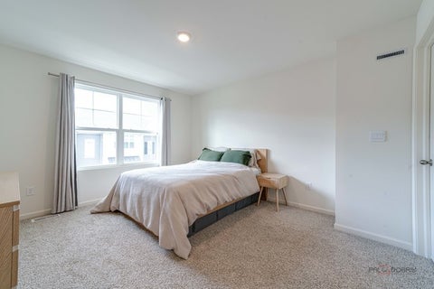 Tiny photo for 605 Acadia Avenue, Mundelein, IL 60060 (MLS # 12703568)