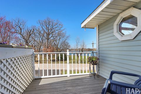 Tiny photo for 33254 N Cove Road, Grayslake, IL 60030 (MLS # 12612006)