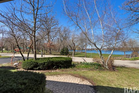 Tiny photo for 33254 N Cove Road, Grayslake, IL 60030 (MLS # 12612006)