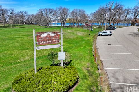 Tiny photo for 33254 N Cove Road, Grayslake, IL 60030 (MLS # 12612006)