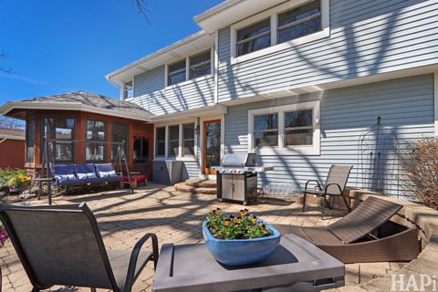 Tiny photo for 33254 N Cove Road, Grayslake, IL 60030 (MLS # 12612006)