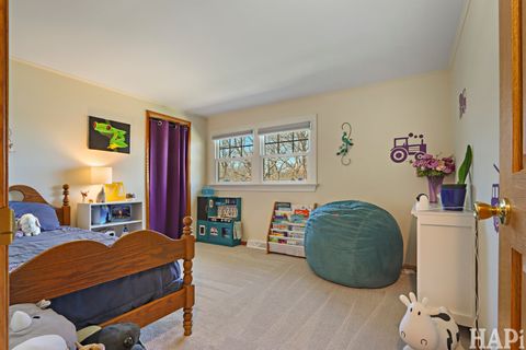 Tiny photo for 33254 N Cove Road, Grayslake, IL 60030 (MLS # 12612006)