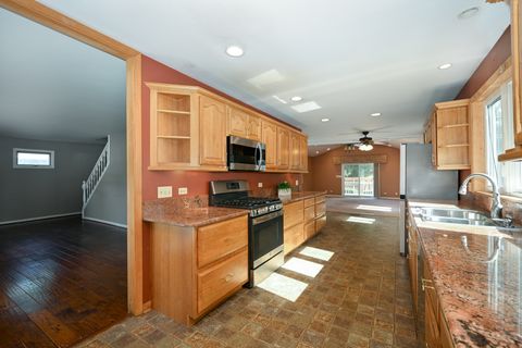 Tiny photo for 0N649 Knollwood Drive, Wheaton, IL 60187 (MLS # 12492287)