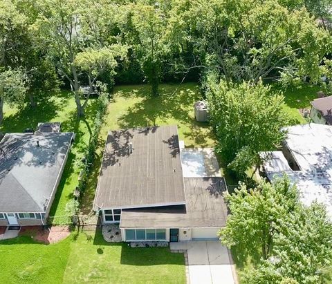 Tiny photo for 409 Wilshire Street, Park Forest, IL 60466 (MLS # 12469867)