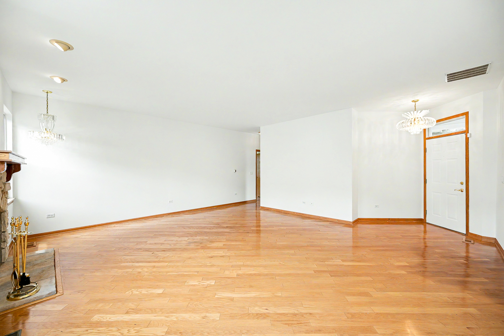 20827 W Honeysuckle Court