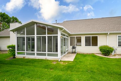Tiny photo for 20827 W Honeysuckle Court, Plainfield, IL 60544 (MLS # 12650633)