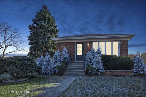 A home in Schiller Park