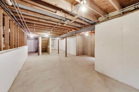 Tiny photo for 220 University Drive #220, Mount Prospect, IL 60056 (MLS # 12587875)