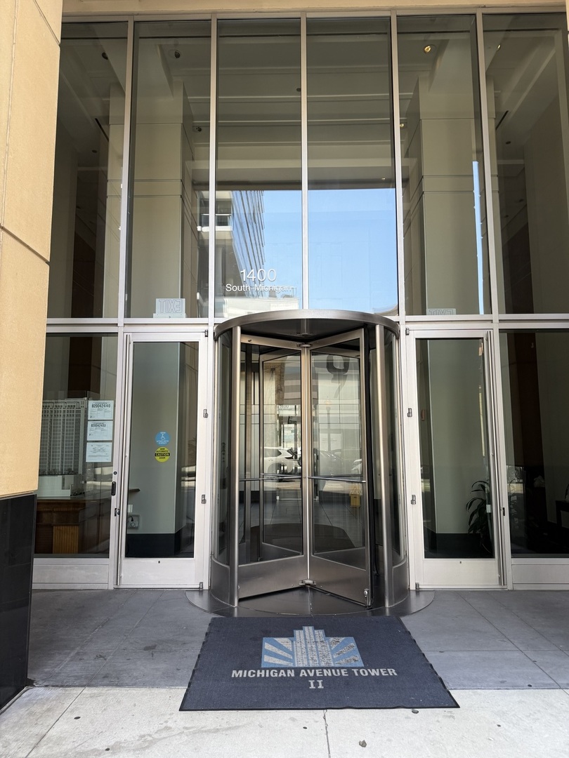 1400 S Michigan Avenue 2308