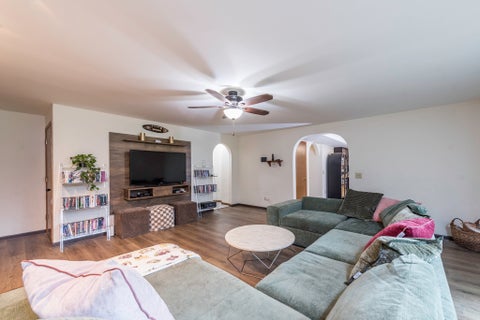 Tiny photo for 542 Meadow Court, Winthrop Harbor, IL 60096 (MLS # 12763348)