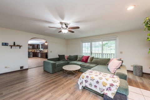 Tiny photo for 542 Meadow Court, Winthrop Harbor, IL 60096 (MLS # 12763348)