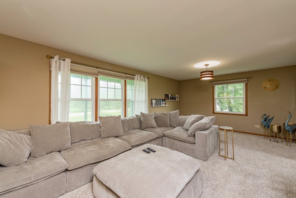 542 Meadow Court