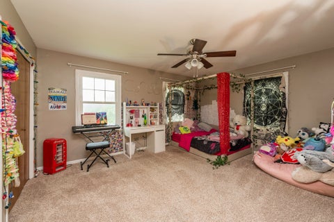 Tiny photo for 542 Meadow Court, Winthrop Harbor, IL 60096 (MLS # 12763348)