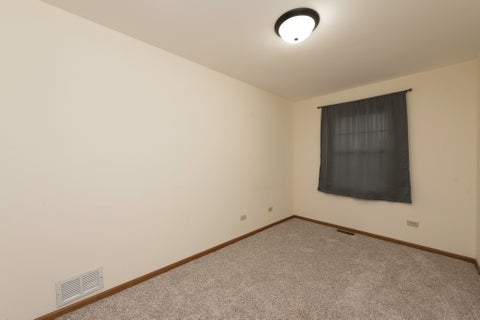 Tiny photo for 542 Meadow Court, Winthrop Harbor, IL 60096 (MLS # 12763348)