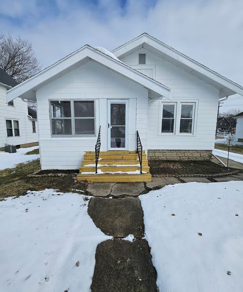 Photo of 409 E 5th Street, Rock Falls, IL 61071 (MLS # 12596288)