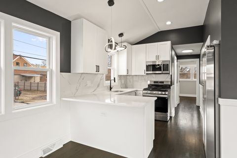 Tiny photo for 6719 S Winchester Avenue, Chicago, IL 60636 (MLS # 12598619)