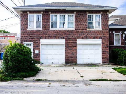 Tiny photo for 8001 S Oglesby Avenue, Chicago, IL 60617 (MLS # 12727282)