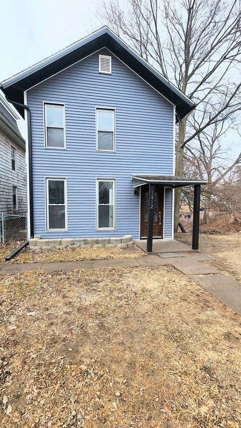 Tiny photo for 1312 Farnam Street, Davenport, IA 52803 (MLS # 12627897)