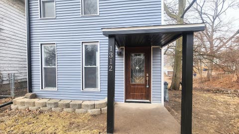 Photo of 1312 Farnam Street, Davenport, IA 52803 (MLS # 12627897)