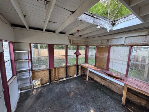 Tiny photo for 43 Westclox Avenue, Peru, IL 61354 (MLS # 12399281)