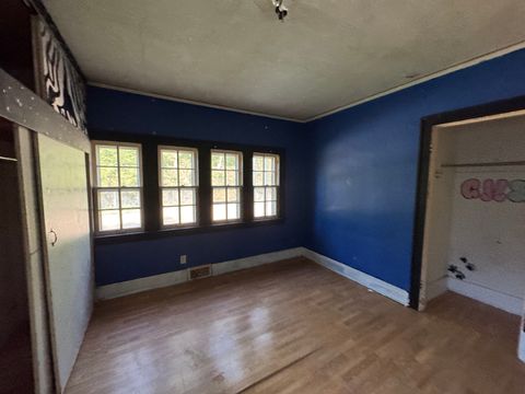 Tiny photo for 43 Westclox Avenue, Peru, IL 61354 (MLS # 12399281)