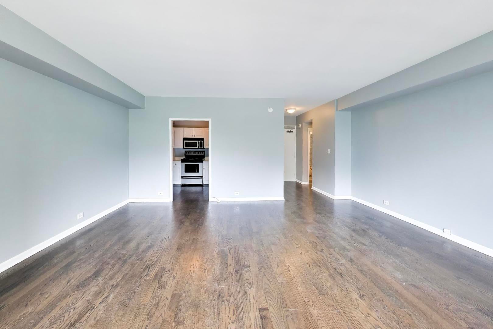 3600 N LAKE SHORE Drive 222