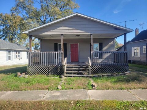 Photo of 208 N WASHINGTON Street, Hurst, IL 62949 (MLS # EB460340)