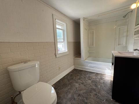 Tiny photo for 511 E Prairie Street, Pontiac, IL 61764 (MLS # 12466371)