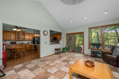 Tiny photo for 625 S Utah Avenue, Davenport, IA 52802 (MLS # 12649130)