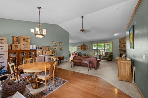 Tiny photo for 625 S Utah Avenue, Davenport, IA 52802 (MLS # 12649130)