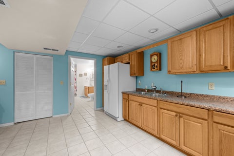 Tiny photo for 625 S Utah Avenue, Davenport, IA 52802 (MLS # 12649130)