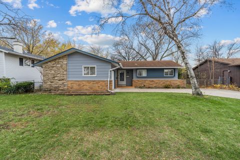 A home in Elk Grove Village