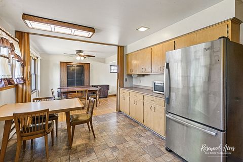 Tiny photo for 14508 Ingleside Avenue, Dolton, IL 60419 (MLS # 12503811)