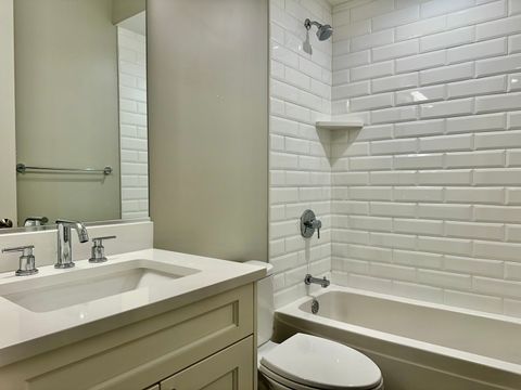 Tiny photo for 4133 N Kenmore Avenue #2E, Chicago, IL 60613 (MLS # 12487192)