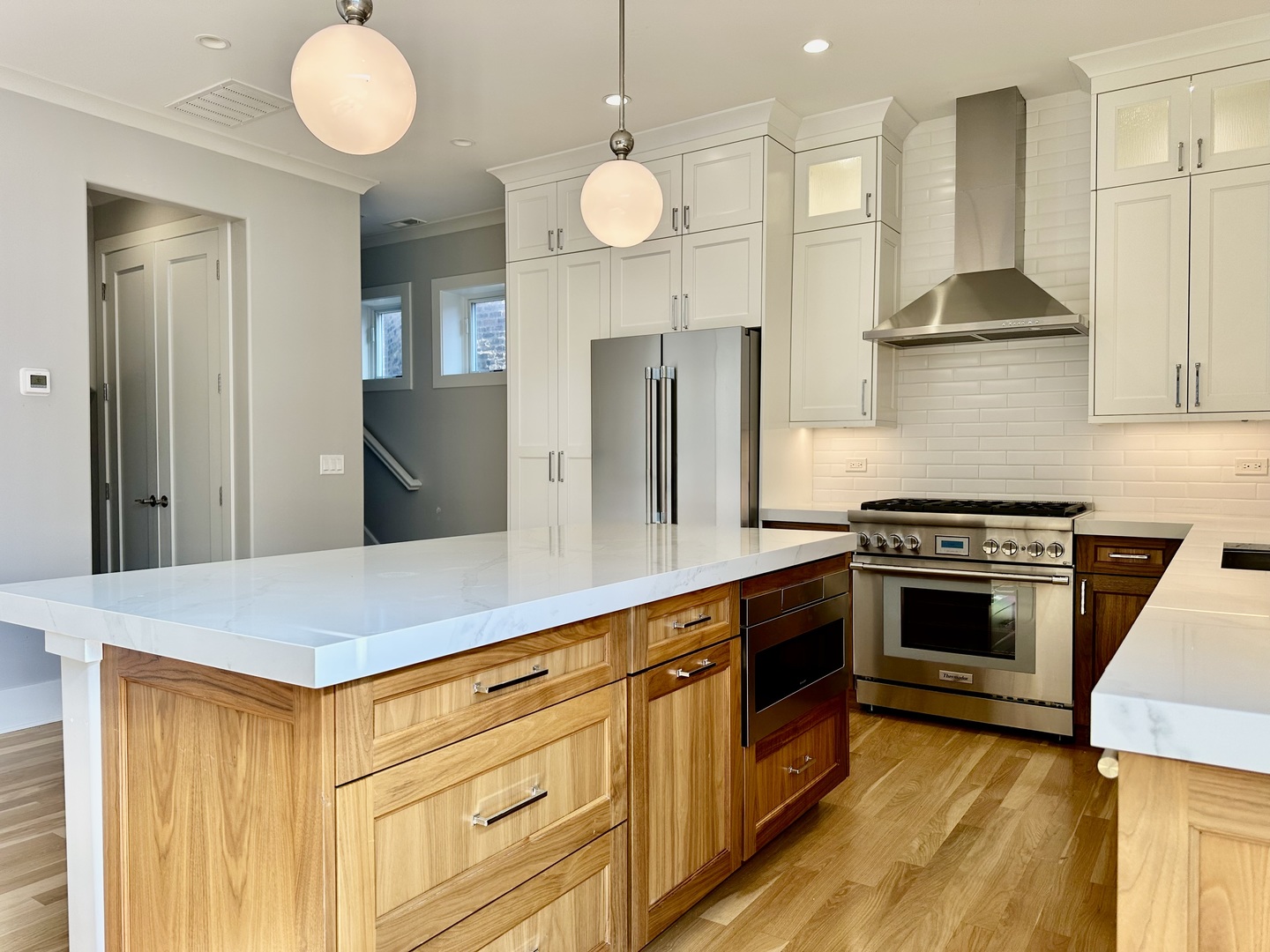 4133 N Kenmore Avenue 2E