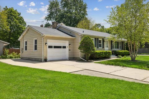 Tiny photo for 11 Logan Avenue, Geneva, IL 60134 (MLS # 12660237)
