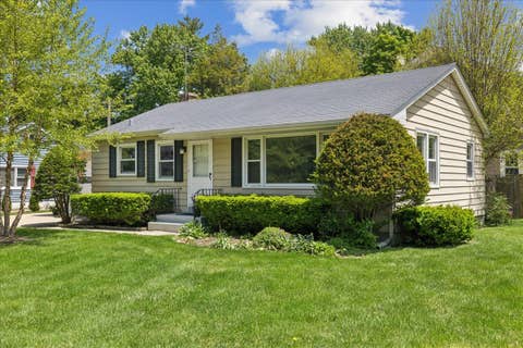 Tiny photo for 11 Logan Avenue, Geneva, IL 60134 (MLS # 12660237)