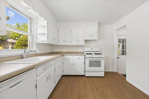Tiny photo for 11 Logan Avenue, Geneva, IL 60134 (MLS # 12660237)