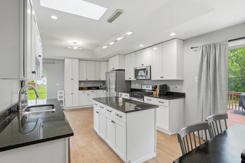 Tiny photo for Matteson, IL 60443 (MLS # 12647883)