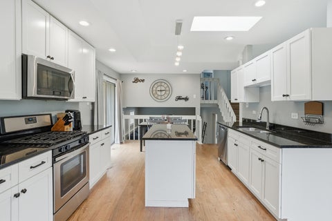 Tiny photo for Matteson, IL 60443 (MLS # 12647883)